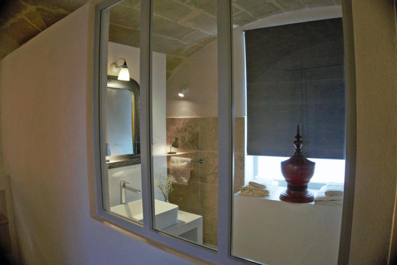 Les Canisses, Magnifique Appartement Avec Terrasse Au Coeur D'Uzès Exterior foto