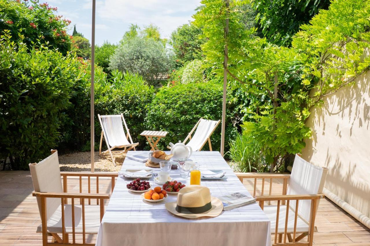 Les Canisses, Magnifique Appartement Avec Terrasse Au Coeur D'Uzès Exterior foto
